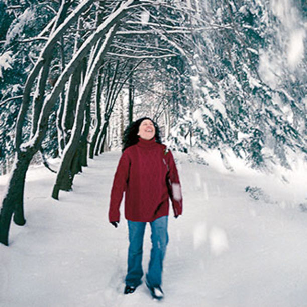 2012 MindBodyGreen Holiday Gift Guide Hero Image