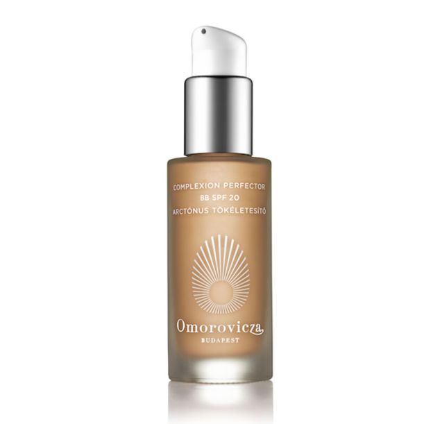 9 Ways To Sneak SPF Into Your Beauty Routine All Year Long Hero Image