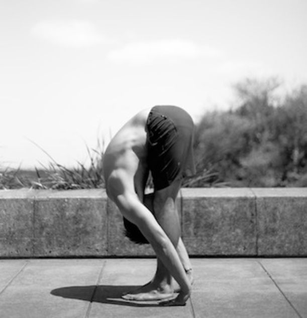 10 Yoga Poses To Heal Migraines Hero Image