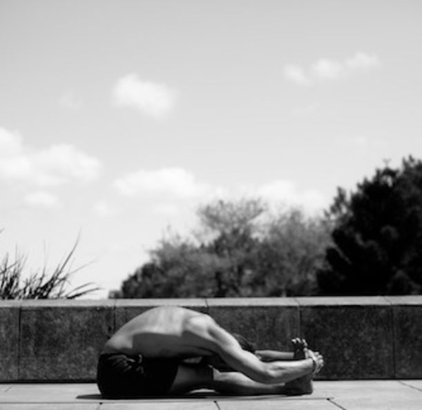 10 Yoga Poses To Heal Migraines Hero Image