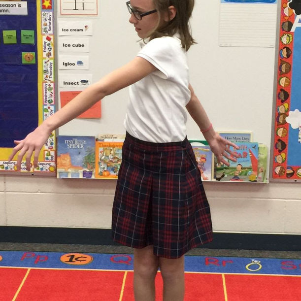 A Kids Yoga Sequence That Teaches Gratitude Hero Image