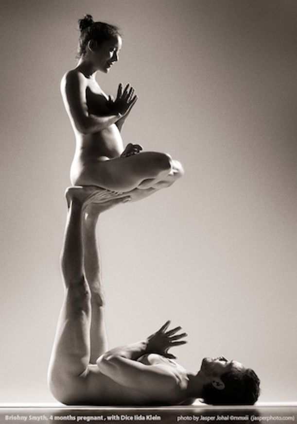 6 Rockstar Yogis Tell Us Why They Practice Yoga (Bonus: Awesome Photos!) Hero Image