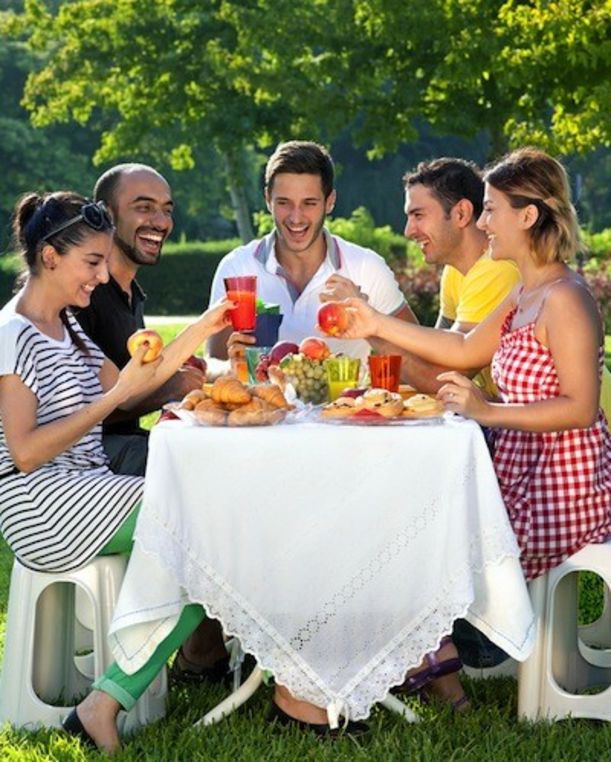 Think It's Expensive To Get Healthy? 10 Free Ways To Optimize Wellness Hero Image