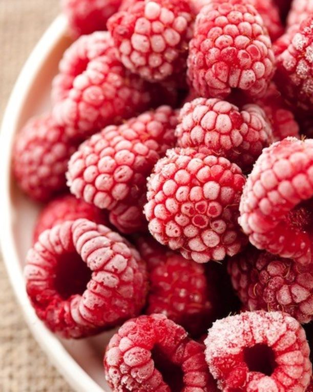 10 Foods That A Nutritionist Always Has In Her Freezer Hero Image