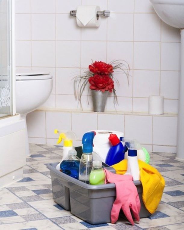 12 Chemicals That Are Screwing Up Your Hormones Hero Image