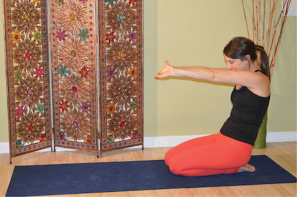 Detox & Energize With This Yoga-Inspired Workout Hero Image