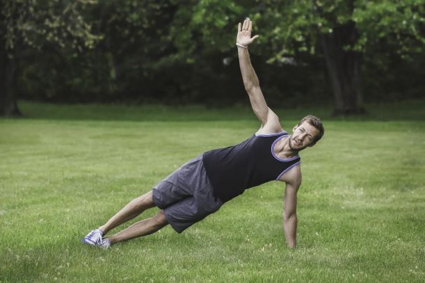 A 3-Minute Plank Challenge You Can Do Anywhere Hero Image