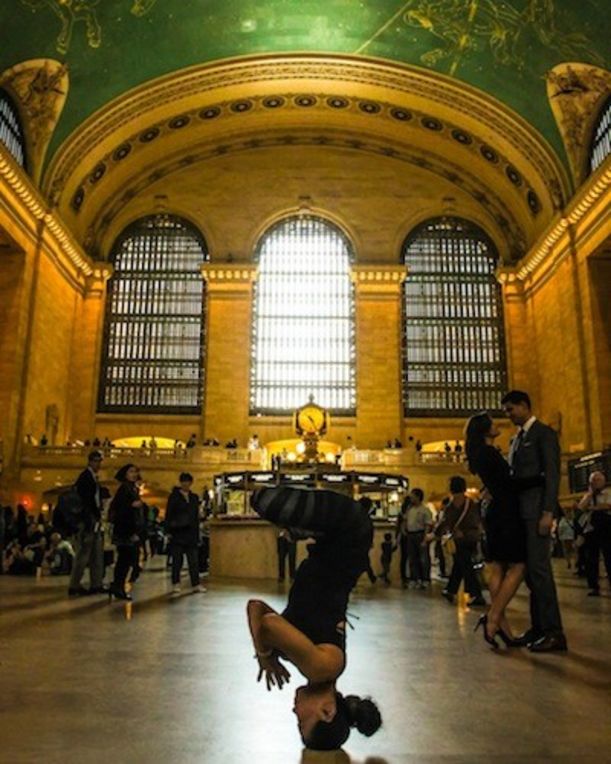 Yoga In The Heart Of New York City (Incredible Photos) Hero Image