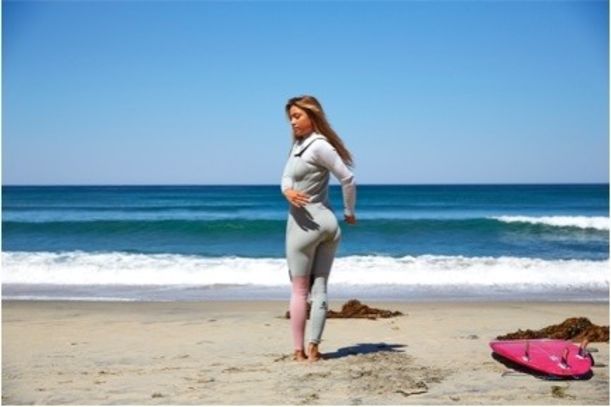 Wake Your Body Up With These Yoga-Inspired Moves Hero Image
