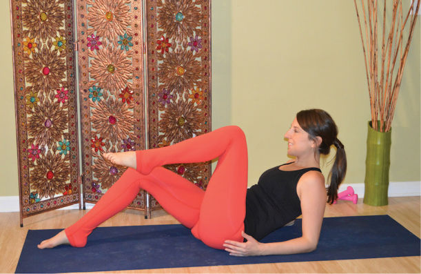 Detox & Energize With This Yoga-Inspired Workout Hero Image