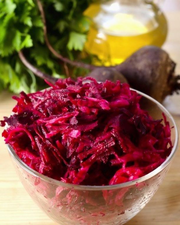 7 Seasonal Foods A Healthy Chef Keeps In Her Kitchen Hero Image