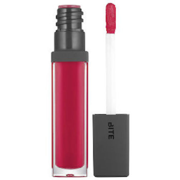 9 Nontoxic Beauty Products To Add To Your Routine Hero Image