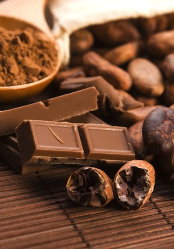 5 Sexy & Slimming Foods For Valentine's Day Hero Image