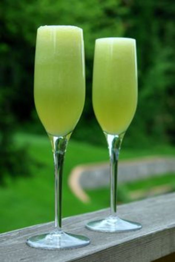 Healthy Green Recipes To Celebrate St. Patrick's Day Hero Image