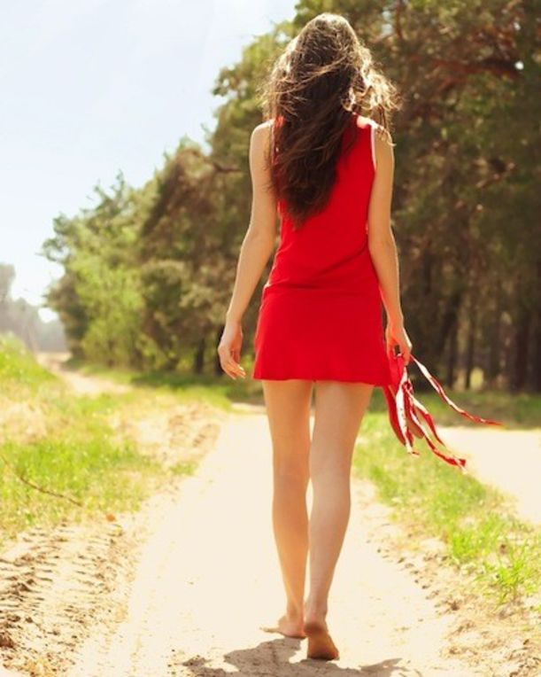 11 Easy Ways To Slow Down & Find Balance Hero Image