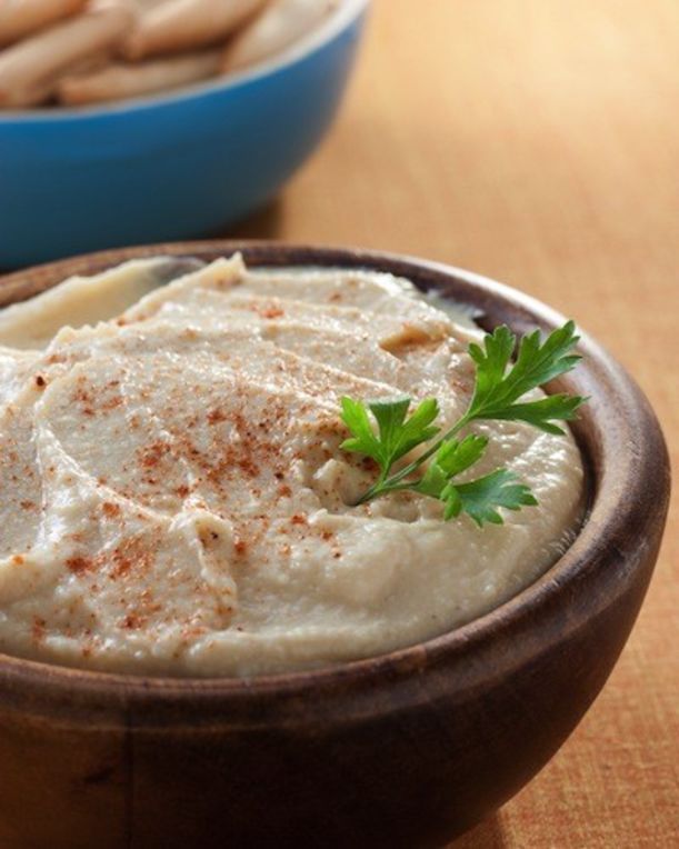 7 Kid-Friendly Foods For Your Next Picnic Hero Image