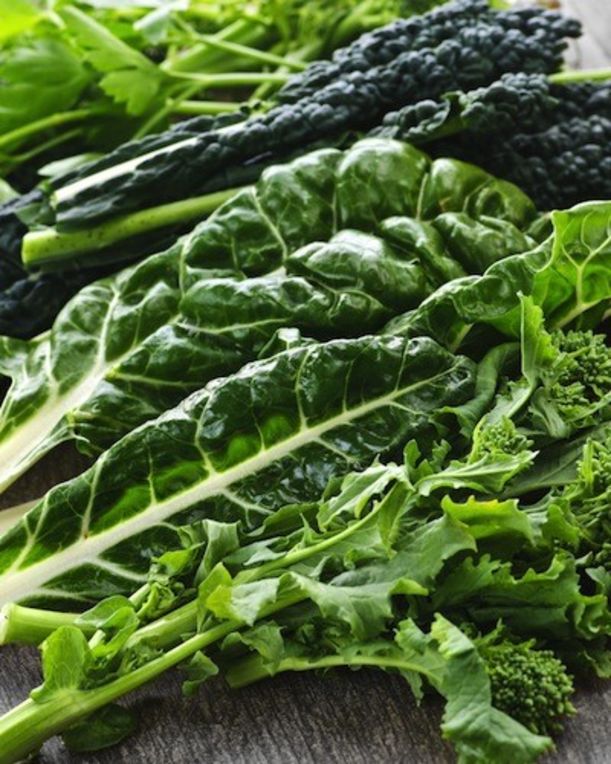 10 Raw Food Staples To Keep You Healthy On A Budget Hero Image
