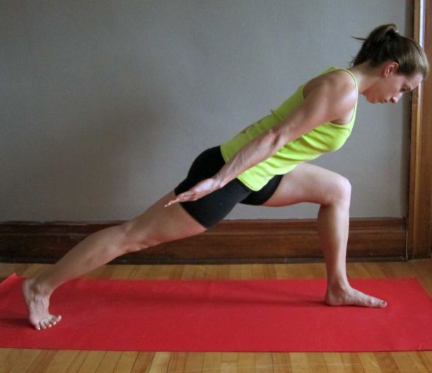 10 Off-Season Asanas for Hockey Players Hero Image