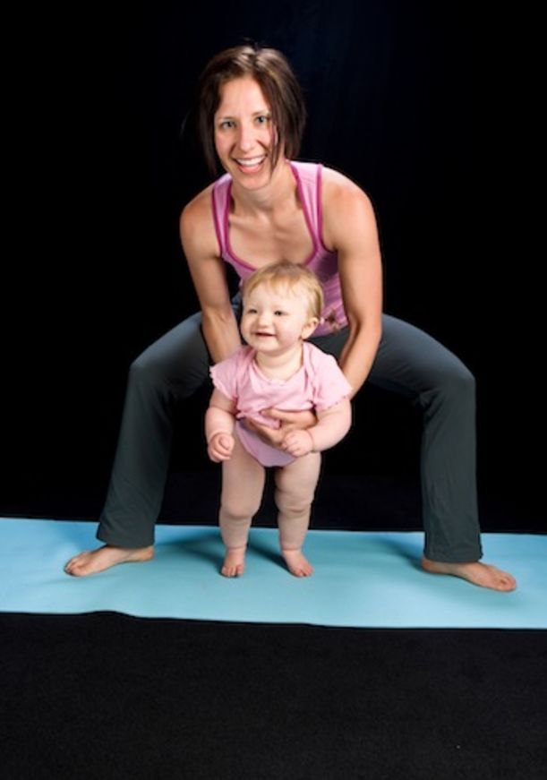 5 Yoga Poses For Mommies & Babies Hero Image