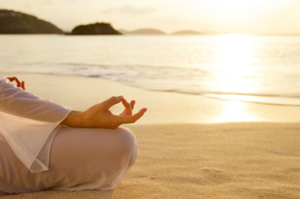 8 Health Benefits of Yoga Hero Image