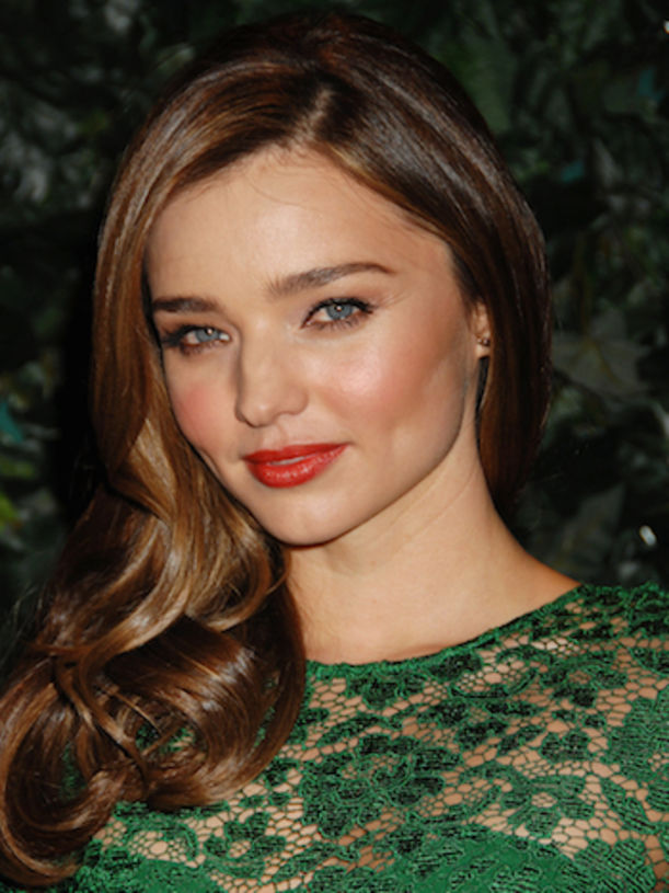 14 Celebrities On Their Favorite Green Beauty Routines Hero Image