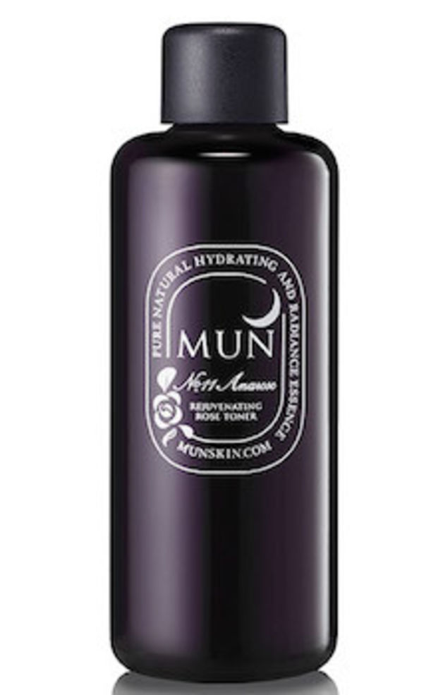 9 Nontoxic Beauty Products To Add To Your Routine Hero Image