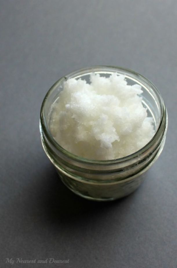 12 DIY Ways To Use Coconut Oil In Your Beauty Routine Hero Image