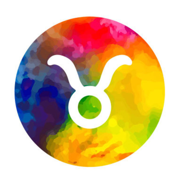 The Perfect Essential Oil For Your Zodiac Sign Hero Image