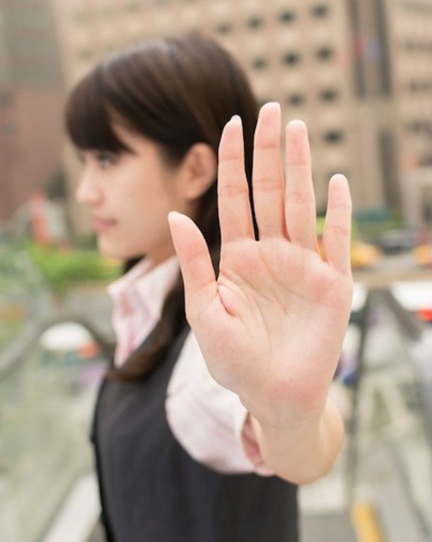 11 Easy Ways To Slow Down & Find Balance Hero Image