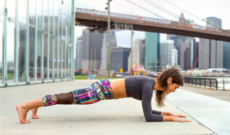 8 Great Yoga Moves For A Complete Core Workout Hero Image