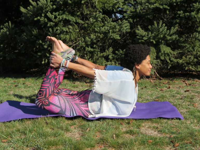 A 10-Minute Yoga Sequence For Leos (Or Anyone Looking For Spine Flexibility) Hero Image
