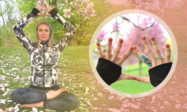 7 Mudras To Unlock Your 7 Chakras Hero Image