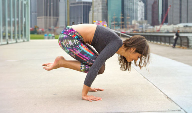 8 Great Yoga Moves For A Complete Core Workout Hero Image