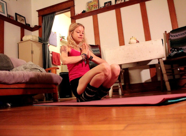 10-Minute Yoga Sequence For Relaxation Hero Image