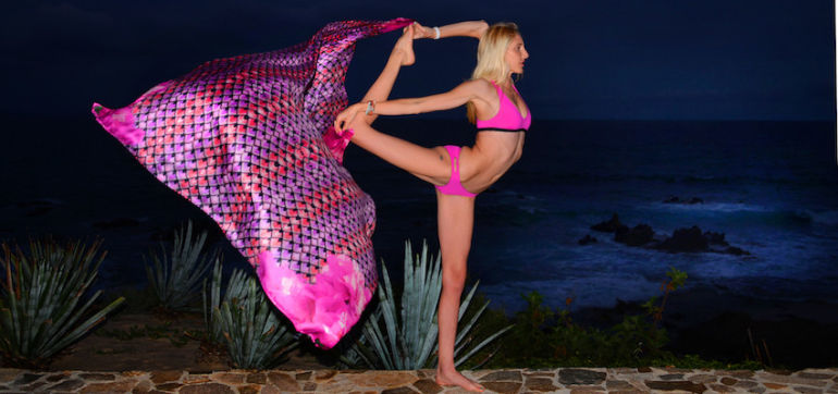 10 Tips To Take Great Yoga Pics On Instagram Hero Image