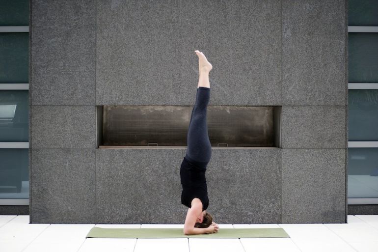 7 Yoga Poses To Balance Your Chakras Hero Image