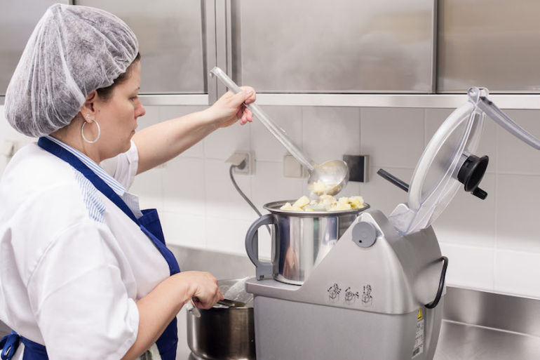 How Lunches Are Made In French Elementary Schools Hero Image
