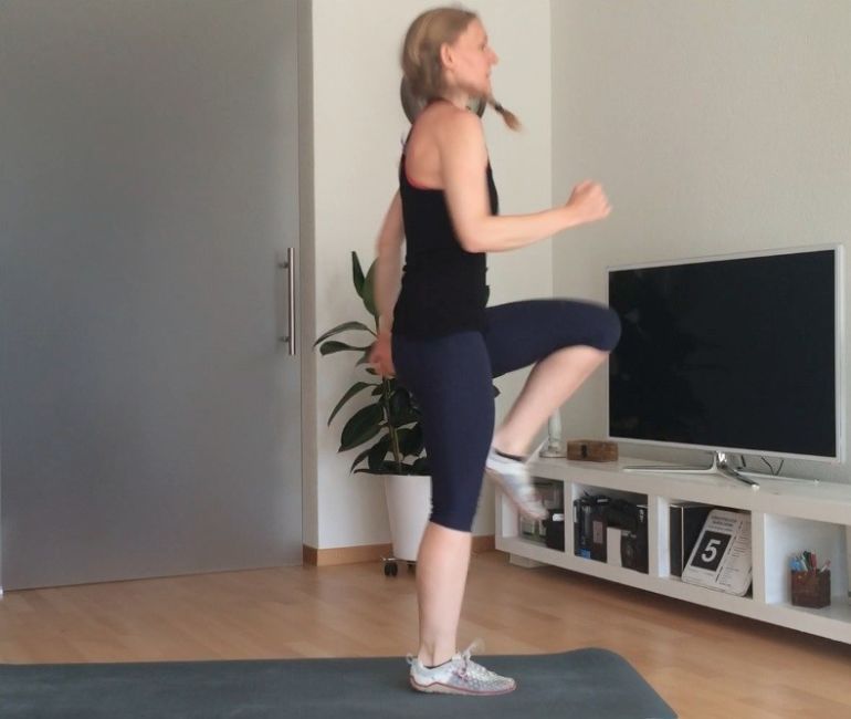 Jump Up! 3 Plyometric Moves For Major Fat-Burning Action Hero Image