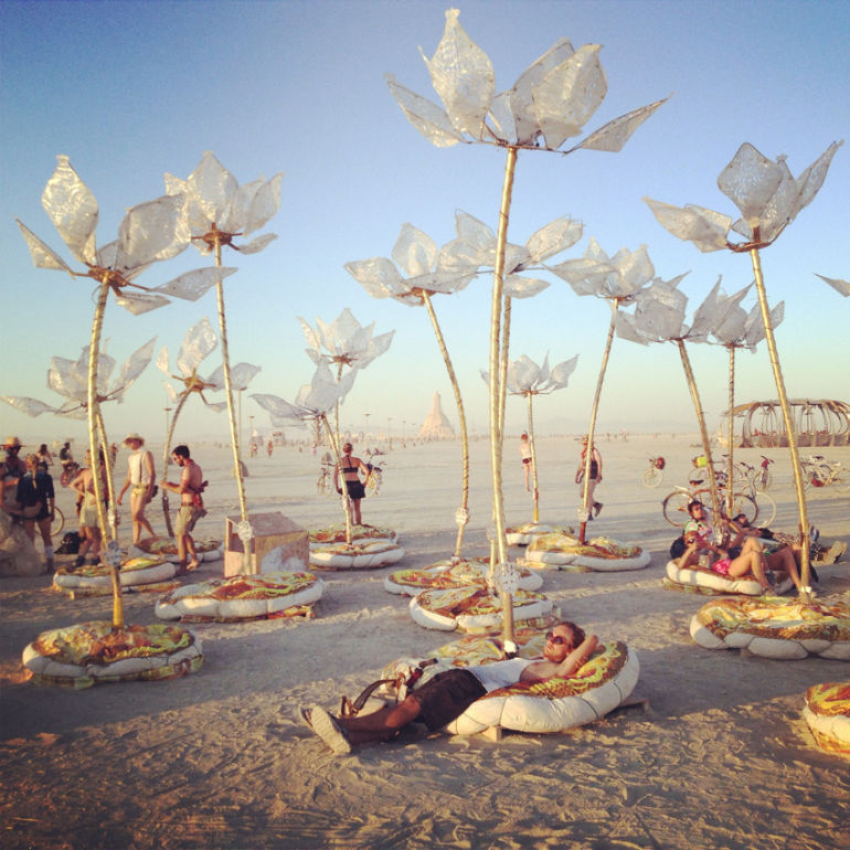 30 Amazing Photos That Will Make You Wish You Were At Burning Man 2014 Hero Image