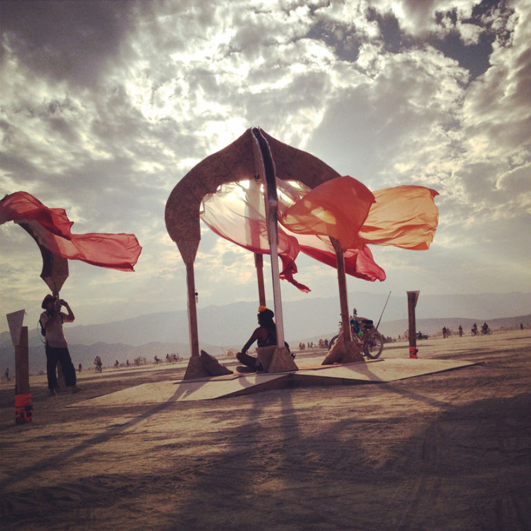 30 Amazing Photos That Will Make You Wish You Were At Burning Man 2014 Hero Image