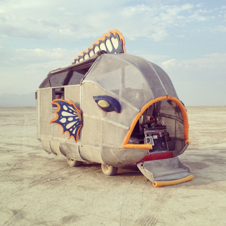 30 Amazing Photos That Will Make You Wish You Were At Burning Man 2014 Hero Image