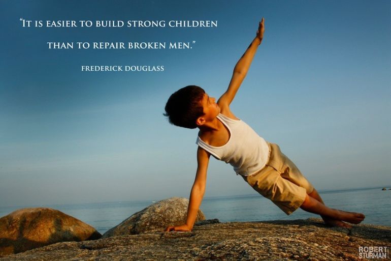 Yoga With Kids (Sweet Slideshow) Hero Image