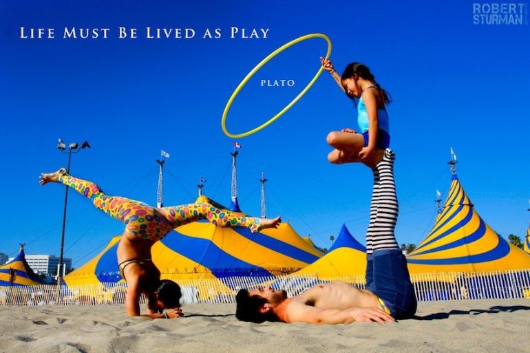 Yoga With Kids (Sweet Slideshow) Hero Image