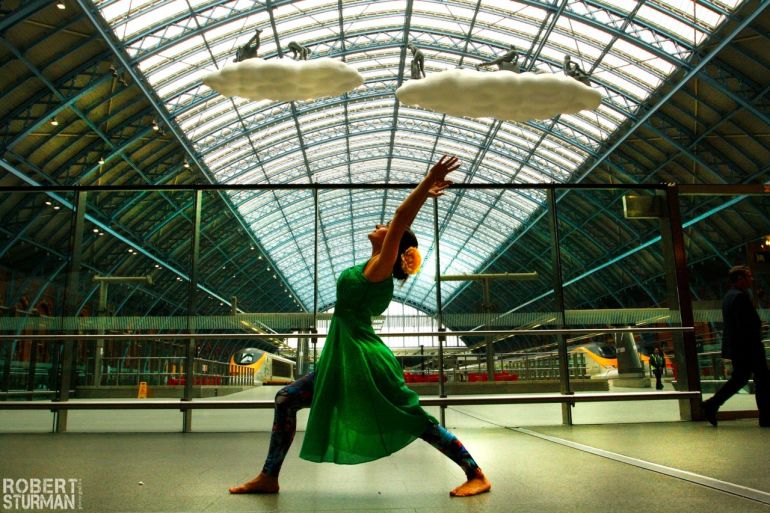 Yoga In London (Gorgeous Slideshow) Hero Image