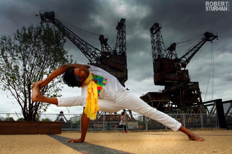 Yoga In London (Gorgeous Slideshow) Hero Image