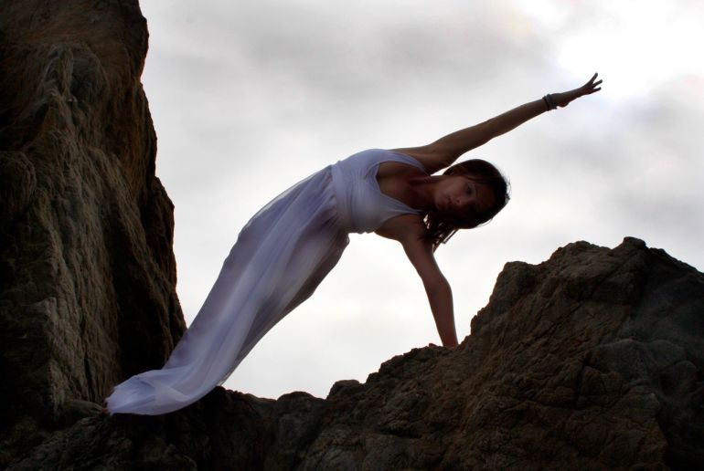 The Artist & The Muse (Gorgeous Yoga Slideshow) Hero Image