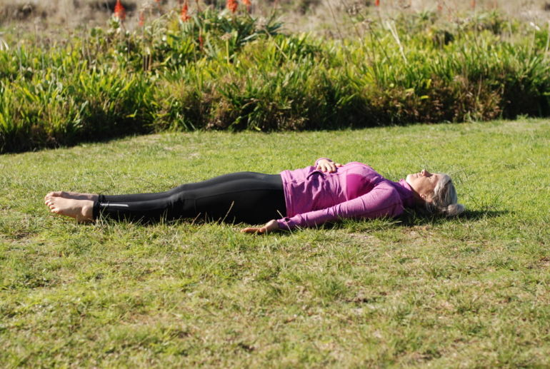 6 Exercises To Strengthen Your Core & Improve Posture Hero Image