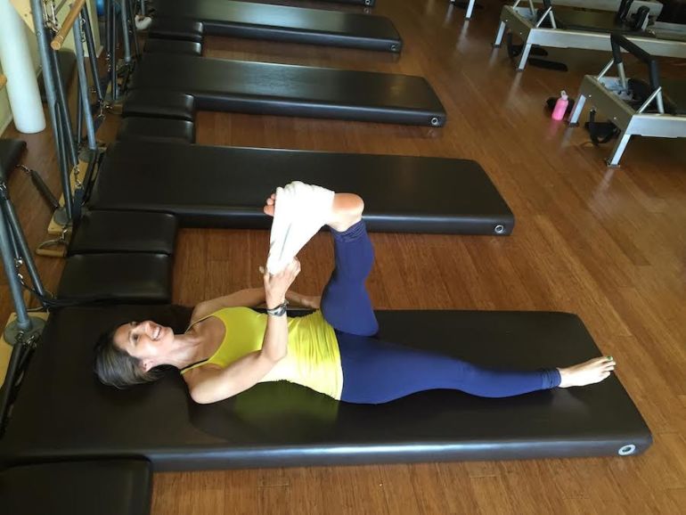 5 Stretches For Tight Hips & Hamstrings Hero Image