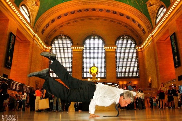 Guys Love Yoga, Too! (Gorgeous Slideshow) Hero Image