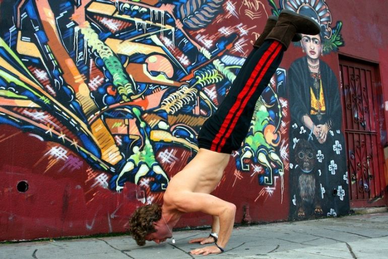 Guys Love Yoga, Too! (Gorgeous Slideshow) Hero Image